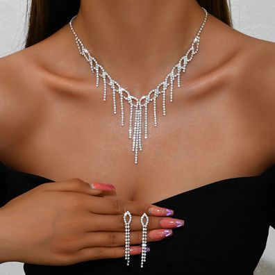 Beliebte Voll-Strass-Quasten-Choker-Ohrstecker für Frauen