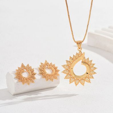 Halskette mit Sonnenblumen-Anhänger aus 18 Karat Gold für Damen