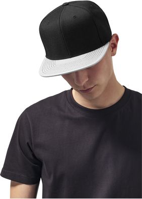 Flexfit Cap Metallic Visor Snapback Silver