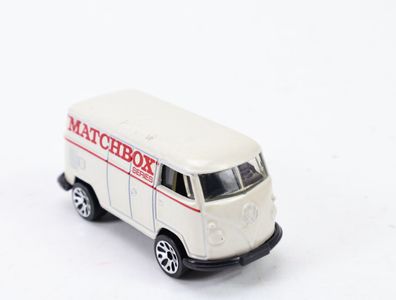 Matchbox 14323 Modellauto PKW VW Delivery Van Transporter 1772 EA Weiß/Rot 1:58