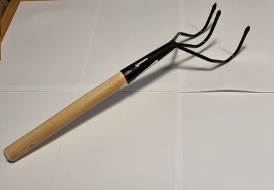 Centi Handhark Drietand met stevig houten handvat 57 cm