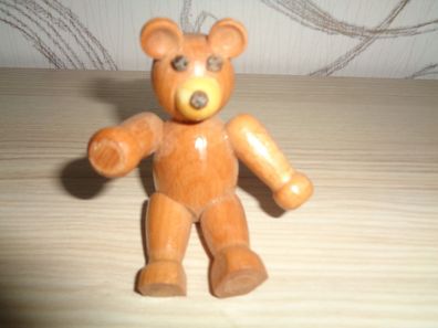 Bär / Holzteddy -selten sitzend 6,5cm hoch