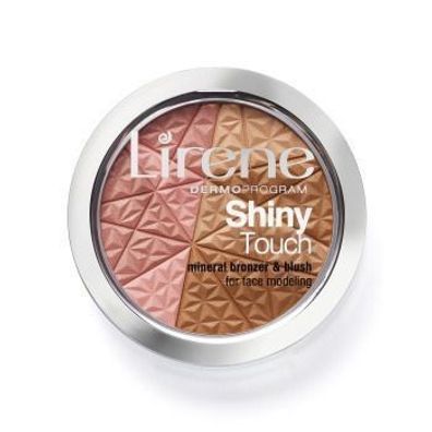 Natürlicher Bronzer mit Rose-Mineralien