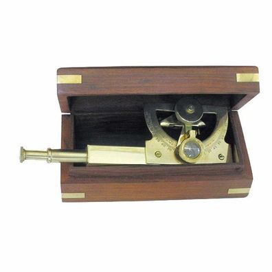 Winkel Sextant, Maritimer Sextant aus Messing in einer Edelholz Box