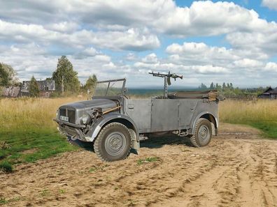 ICM 1:35 35502 Kfz.70 with MG 34, WWII German Military Vehicle