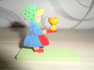 Mädchen mit Krug Kerzenhalter Flachfigur für Puppenkerzen