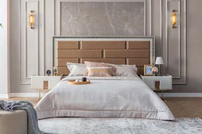 Stilvolle Schlafzimmer Möbel Edelstahl Bett Designer Holz Nachttische