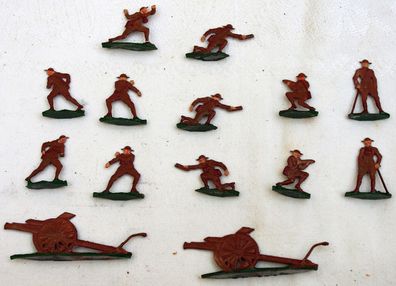 14 Zinnfiguren Englische Feldartillerie im Feuer - im Stahlhelm