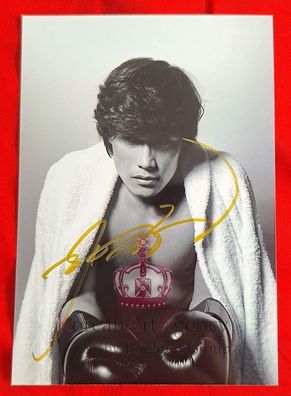 Lee Byun Hun Limited Rare Collection of Photo Exhibition in Japan