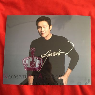 Lee Byung Hun 10inches Autograph