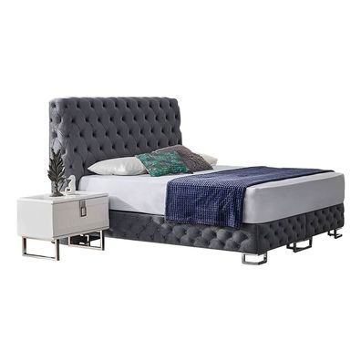 Graues Chesterfield Doppelbett Designer Schlafzimmer Edle Polsterbetten