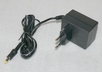 HKA 1220EC Trafo Adapter 12V 200mA 2.4VA Ladegerät Netz teil stecker 4,9-1.7mm