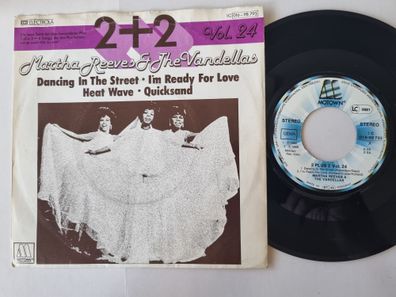 Martha Reeves & The Vandellas - Dancing in the street/ Heat wave/ Quicksand 7''