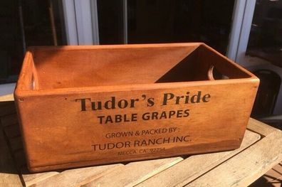 Tudor s Pride - Table Grapes Deco Holzkiste - Shabby Retro Style 30x17x12