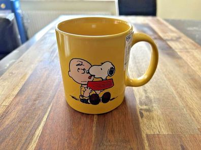 Peanuts Snoopy Keramik Tasse 6 verschiedene Farben + Muster 350 ML