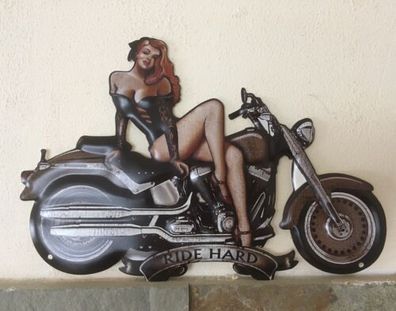 Die Cut Blechschild Bike + Pinup: Ride hard ca 20 x 30 cm