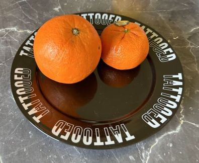 Sourpuss Porzellan Teller "Tattooed" - 23 cm Durchmesser - Tattoo - INK Studio