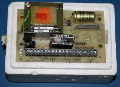 Leuze electronic Netzteil NT 1GA 220 / 110V