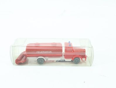 I.M.U. IMU H0 03090 Modellauto LKW MB Straßeneiniungswagen rot Feuerwehr 1:87