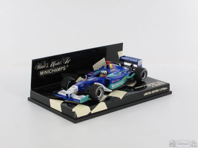 Minichamps 400020107 Sauber Petronas C21 - Nick Heidfeld Indianap (2002) Massstab: