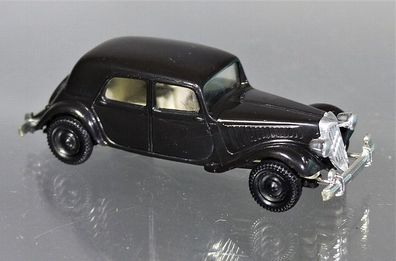 Brekina H0 Oldtimer Citroen 11CV 15SIX schwarz Gangster-Limousine