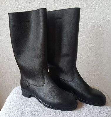 DDR NVA Stiefel für Offiziere - genarbtes Leder - 70/80er Jahre - Ungetragen