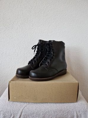 DDR NVA Stiefel für Fallschirmjäger in OVP - Gr. 28 (42) - Ungetragen - MfS/MdI