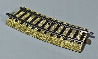 Märklin H0 M-Gleis 5101 1/2 Ausgleichsstück Schiene Gleis Bettung gebördelt