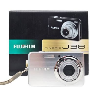 Fujifilm Finepix J38 Digitalkamera 12,2MP 3xZoom Silber Camera OVP