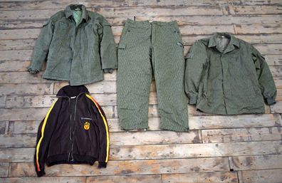 DDR NVA Volksarmee Kleidung Konvolut 4 Teile Strichtarn Felduniform Antik Größe 52