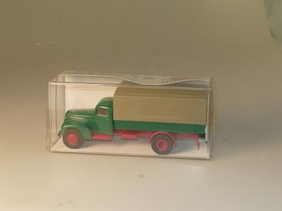 1:87 Brekina 49001 Ford FK PRI./PLA. 'grün' – neu