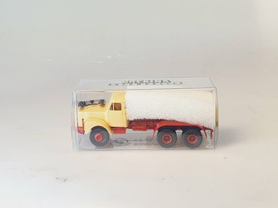 1:87 Brekina 85102 Scania 3-achs. Zm gelb/beige, neuw./ovp