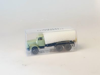 1:87 Brekina 85102 Scania 3-achs. Zm Fh lindgrün, neuw./ovp