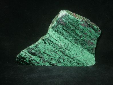 Zoisit mit Rubin Anschliff -Mineralien-Edelsteine-Heilsteine-Anschliffe-