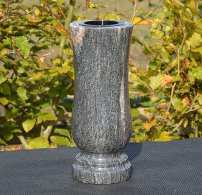 Vase Blumenvase Grabvase Gartenvase Granitvase Friedhof-Vase Himalaya Granit