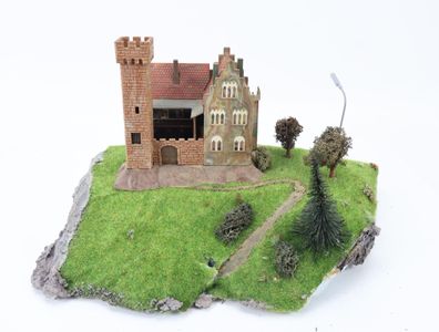 Faller N 29201 Diorama Gebäude Burg Schloß mit Innenhof / Licht