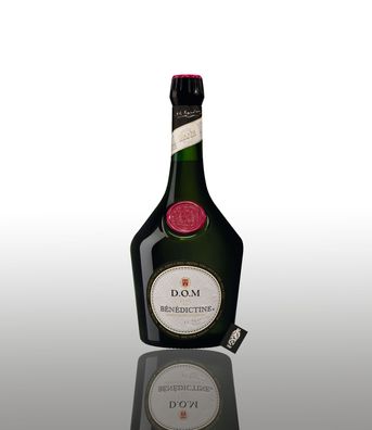 Benedictine DOM französischer Kräuterlikör 0,7L 40% Vol.- [Enthält Sulfite]