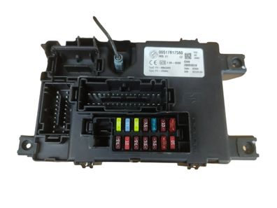 Steuergerät Sicherungskasten Zentralelektrik 00517817580 Grande Punto 199