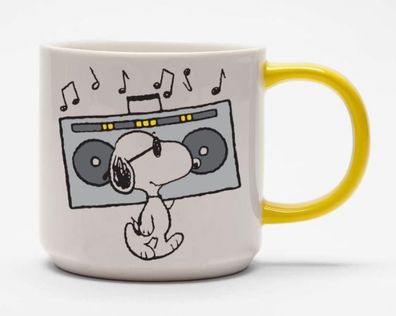 Peanuts Snoopy Tasse: Music is life - Porzellan Tasse 330 ML