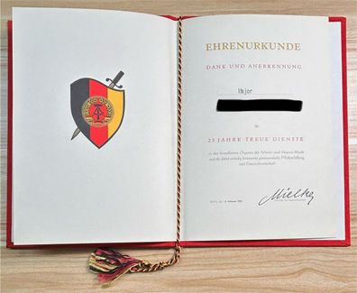 DDR MfS 25 Jahre Treue Dienst Urkunde zum Ehrengeschenk Staatssicherheit 1982