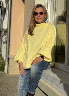 Oversized Strick Pullover mit hohem Kragen Zartes Gelb One Size bis 42/44 (B3)