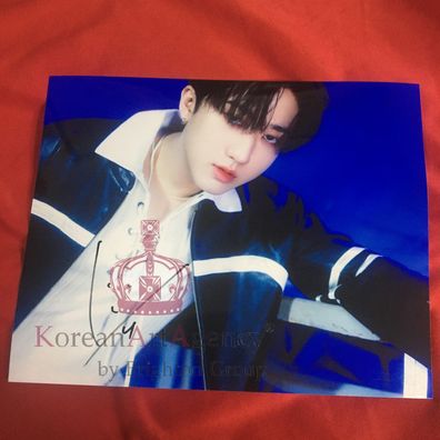 Stray Kids Changbin 10inches Autograph