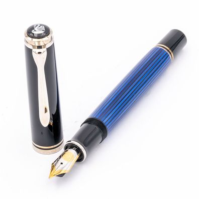 Pelikan Souverän M800 Kolben-Füller Blau Schwarz Silber 18K M