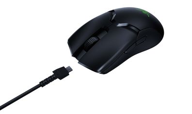 Razer Viper Ultimate Gaming Mouse Wireless RF 20.000 DPI mit Dock Black