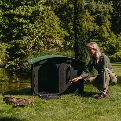 Nestera Entenhaus Gänse aus 100% recyceltem Kunststoff