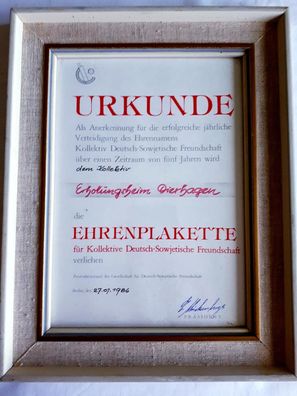 Ehrenplakette 5 Jahre Kollektiv DSF nebst Urkunde Erholungsheim Dierhagen