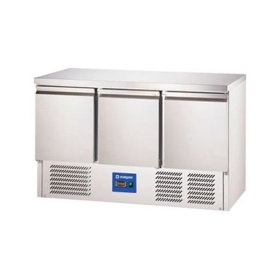 Stalgast Starline Kühltisch Mit Drei Türen, Gn11, 1365X700X850 mm (Bxtxh), 368 L,