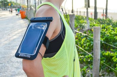 SEAWAG wasserdichte (IPX8 bis 25 m!) Handyhülle / Smartphonecase mit Armband und