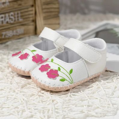 Babyschuhe Erste Schuhe zum Ausgehen mit Blumen Stickerei Gr. 12-18 M