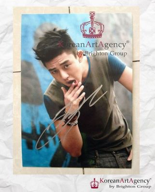 Yoo Ah in Autograph